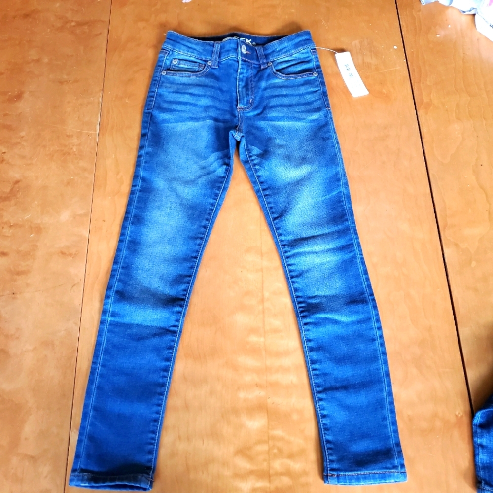 Peek jeans